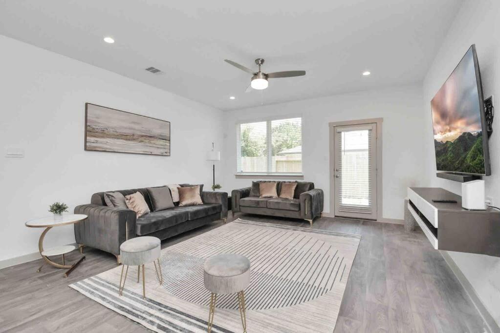 4Bedroom Escape - Near Med Center With Backyard Houston Bagian luar foto