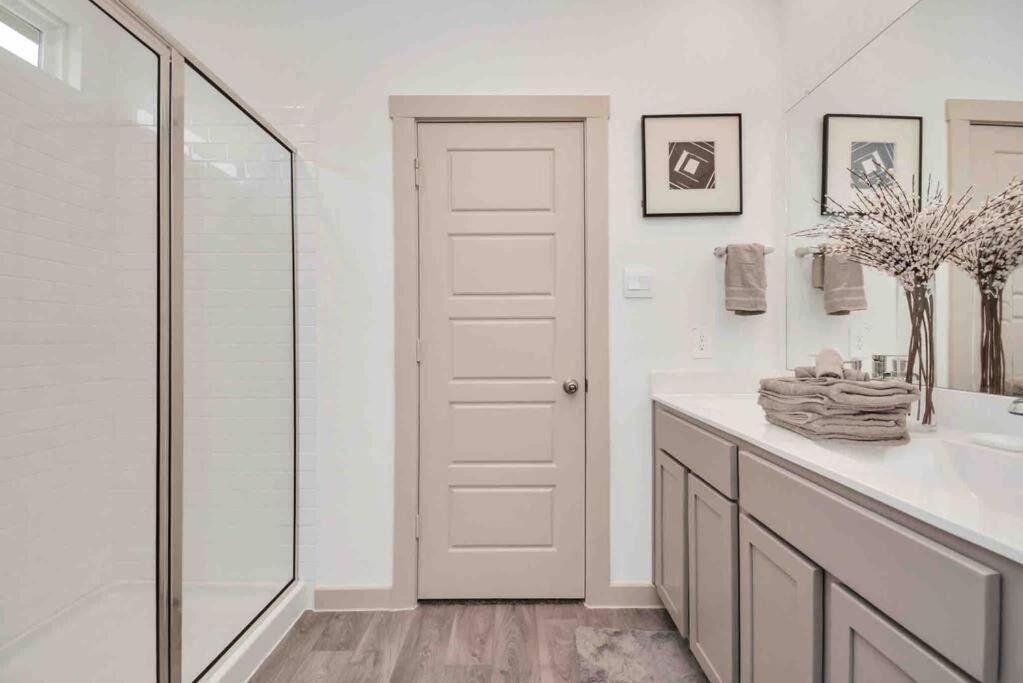 4Bedroom Escape - Near Med Center With Backyard Houston Bagian luar foto