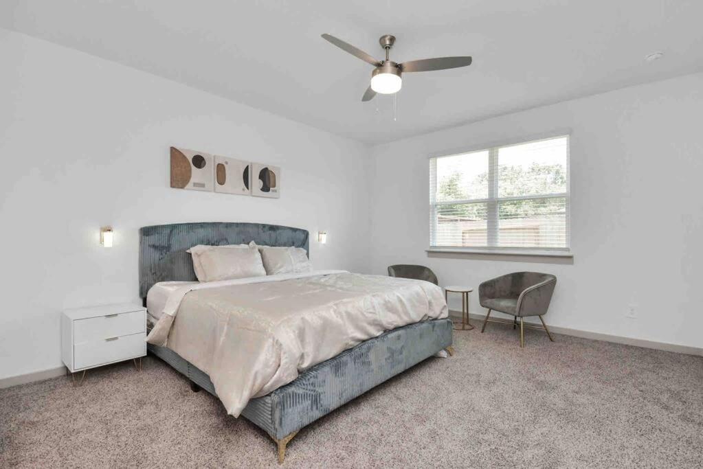 4Bedroom Escape - Near Med Center With Backyard Houston Bagian luar foto